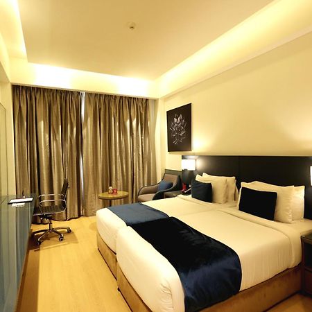 Ramada By Wyndham Lucknow Hotel And Convention Center Luaran gambar