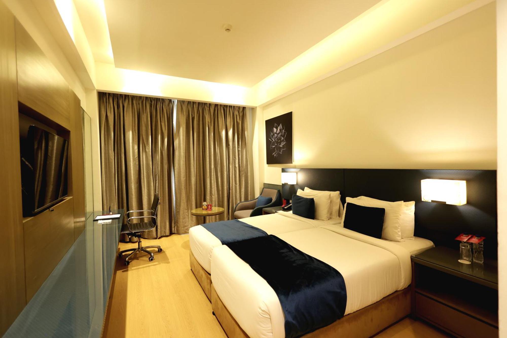 Ramada By Wyndham Lucknow Hotel And Convention Center Luaran gambar